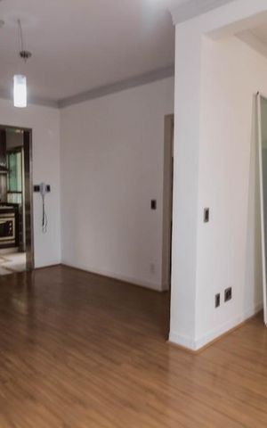 Apartamento à venda com 281m², 4 quartos e 2 vagas Apartamento à venda com 281m², 4 quartos e 2 vagasSala