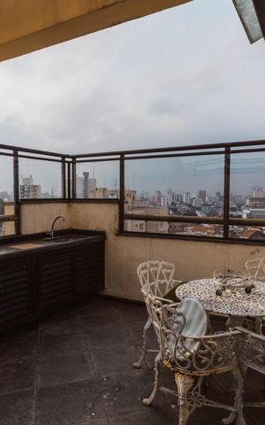 Apartamento à venda com 281m², 4 quartos e 2 vagas Apartamento à venda com 281m², 4 quartos e 2 vagasVaranda Gourmet