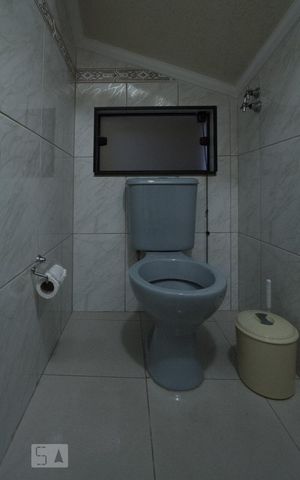 Casa à venda com 371m², 2 quartos e 4 vagas Casa à venda com 371m², 2 quartos e 4 vagasLavabo