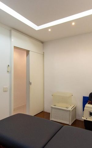 Apartamento à venda com 170m², 4 quartos e 2 vagas Apartamento à venda com 170m², 4 quartos e 2 vagasSuite 2