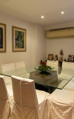 Apartamento à venda com 170m², 4 quartos e 2 vagas Apartamento à venda com 170m², 4 quartos e 2 vagasSala