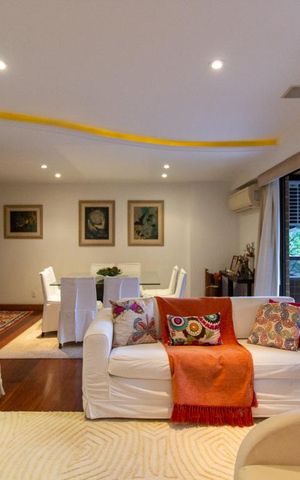 Apartamento à venda com 170m², 4 quartos e 2 vagas Apartamento à venda com 170m², 4 quartos e 2 vagasSala
