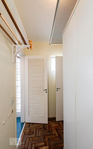 Apartamento à venda com 74m², 2 quartos e 1 vaga Apartamento à venda com 74m², 2 quartos e 1 vagaQuarto de Serviço