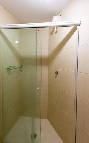 Apartamento à venda com 74m², 2 quartos e 1 vaga Apartamento à venda com 74m², 2 quartos e 1 vagaBanheiro Social