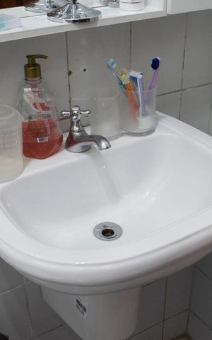 Casa à venda com 161m², 7 quartos e 2 vagasBANHEIRO