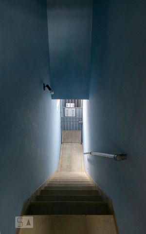Casa à venda com 161m², 7 quartos e 2 vagasESCADAS ENTRADA LATERAL