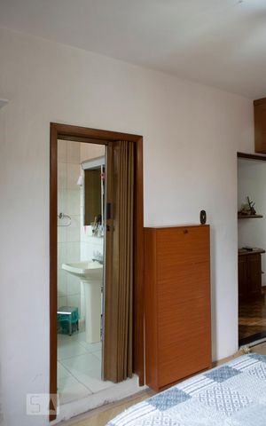 Casa à venda com 161m², 7 quartos e 2 vagasQUARTO 4 SUÍTE
