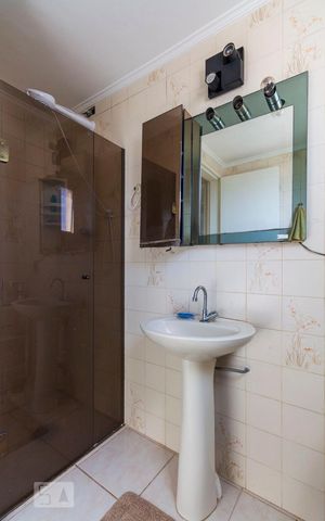 Apartamento para alugar com 60m², 2 quartos e 1 vagaBanheiro Social