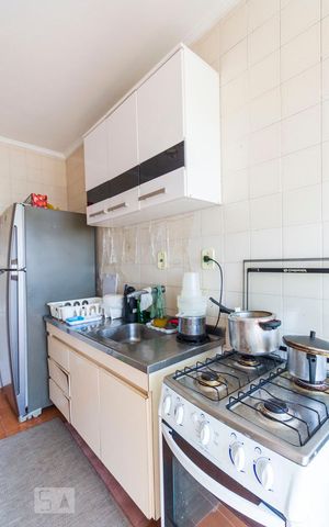Apartamento para alugar com 60m², 2 quartos e 1 vagaCozinha