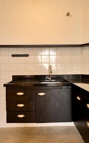 Apartamento à venda com 65m², 1 quarto e sem vagaCozinha - Armários