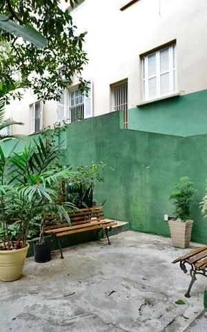Apartamento à venda com 65m², 1 quarto e sem vagaÁrea comum