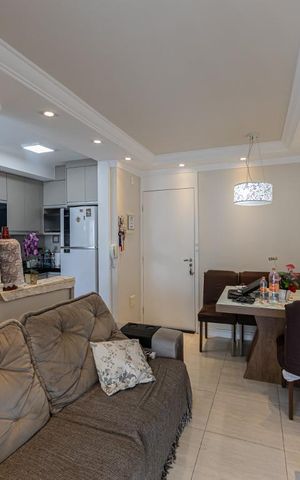 Apartamento à venda com 50m², 2 quartos e 1 vaga Apartamento à venda com 50m², 2 quartos e 1 vagaSala