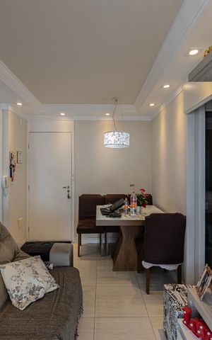 Apartamento à venda com 50m², 2 quartos e 1 vaga Apartamento à venda com 50m², 2 quartos e 1 vagaSala