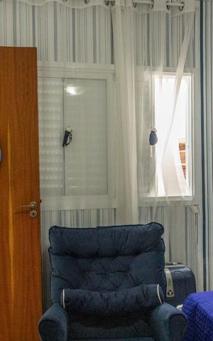 Casa à venda com 197m², 3 quartos e 2 vagas Casa à venda com 197m², 3 quartos e 2 vagasQuarto 1