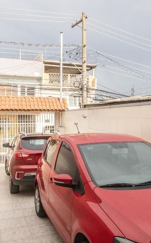 Casa à venda com 197m², 3 quartos e 2 vagas Casa à venda com 197m², 3 quartos e 2 vagasGaragem