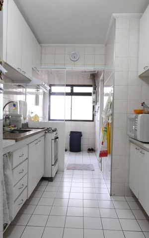 Apartamento à venda com 87m², 3 quartos e 2 vagasCozinha