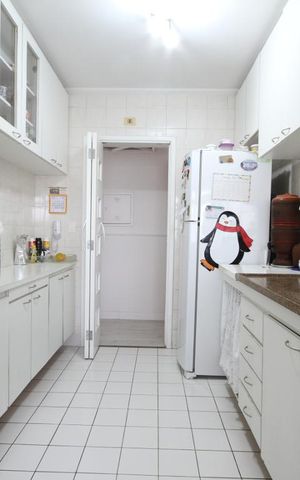 Apartamento à venda com 87m², 3 quartos e 2 vagasCozinha