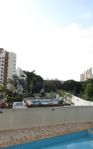 Apartamento à venda com 87m², 3 quartos e 2 vagasVista