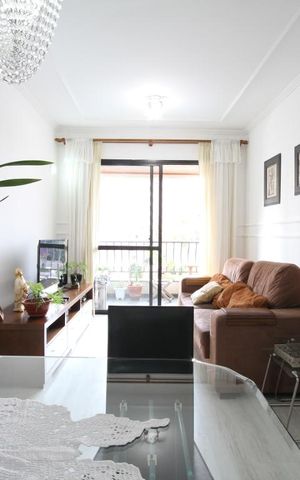 Apartamento à venda com 87m², 3 quartos e 2 vagasSala