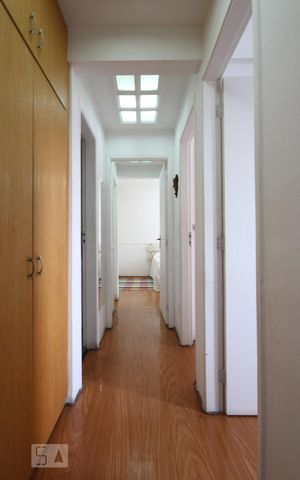 Apartamento à venda com 87m², 3 quartos e 2 vagasCorredor
