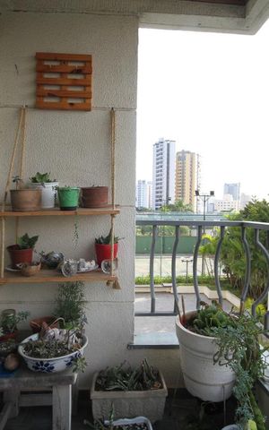 Apartamento à venda com 87m², 3 quartos e 2 vagasVaranda