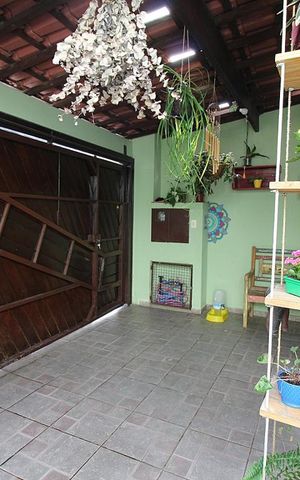 Casa à venda com 175m², 3 quartos e 2 vagasGaragem