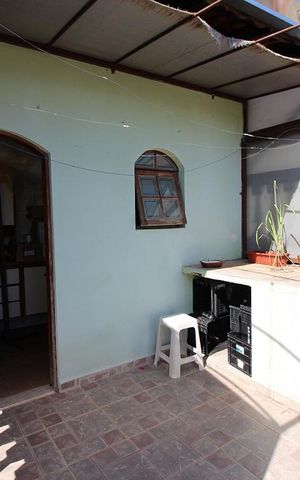 Casa à venda com 175m², 3 quartos e 2 vagasÁrea de Serviço
