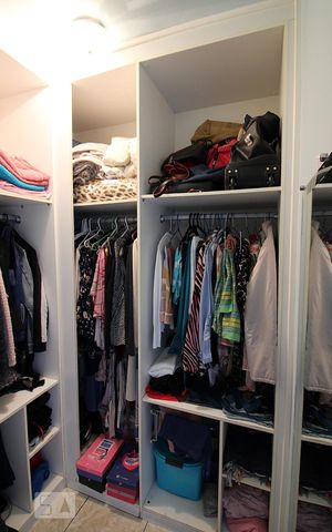 Casa à venda com 175m², 3 quartos e 2 vagasCloset da suíte