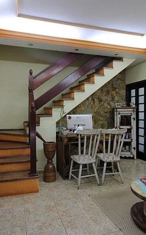 Casa à venda com 175m², 3 quartos e 2 vagasSala