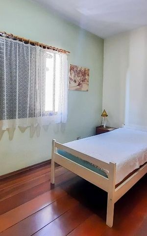 Casa à venda com 313m², 4 quartos e 6 vagas Casa à venda com 313m², 4 quartos e 6 vagasSuíte 2