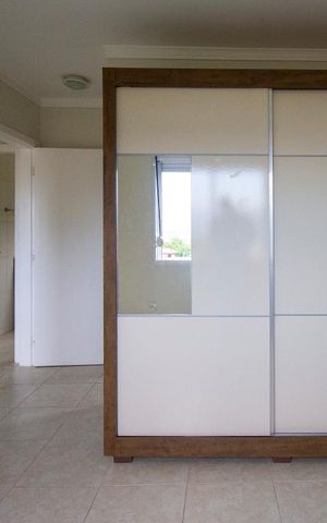 Apartamento para alugar com 75m², 2 quartos e 2 vagasQuarto 01 - suíte