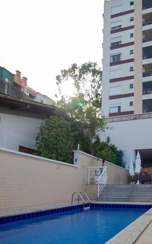Apartamento para alugar com 75m², 2 quartos e 2 vagasÁrea comum - Piscina