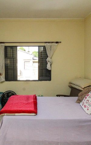 Casa à venda com 275m², 4 quartos e 8 vagas Casa à venda com 275m², 4 quartos e 8 vagasQuarto