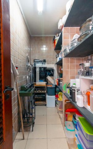 Casa à venda com 608m², 3 quartos e 6 vagasDetalhe da cozinha