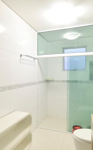 Casa para alugar com 417m², 6 quartos e 3 vagasBanheiro 2 - piso inferior - parte posterior