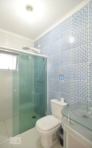 Casa para alugar com 417m², 6 quartos e 3 vagasBanheiro 4 - piso superior - parte posterior