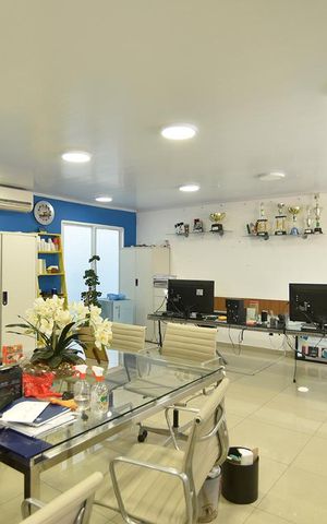 Casa para alugar com 417m², 6 quartos e 3 vagasSalão - parte frontal - piso superior