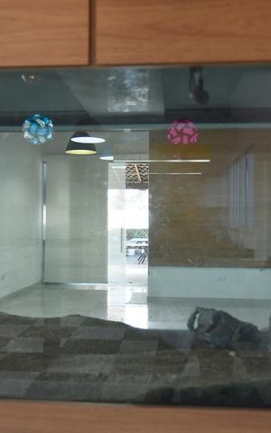 Casa para alugar com 417m², 6 quartos e 3 vagasSala 2 principal - aquário - vista da sala - piso superior - parte posterior