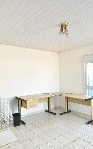 Casa para alugar com 417m², 6 quartos e 3 vagasEdícula - quarto ou sala - piso superior