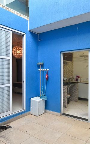 Casa para alugar com 417m², 6 quartos e 3 vagasQuintal - vista do quarto 3 e área de serviço