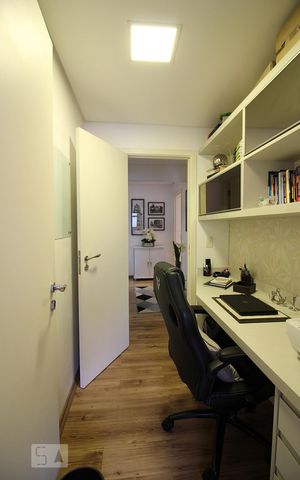 Apartamento à venda com 150m², 3 quartos e 3 vagasEscritório