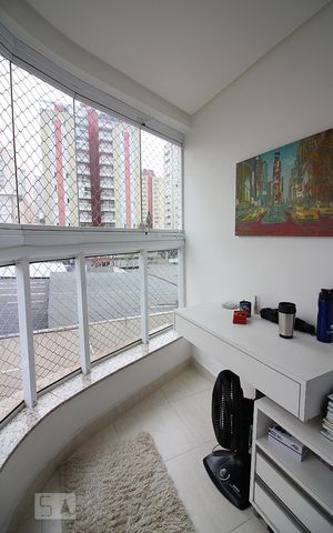 Apartamento à venda com 150m², 3 quartos e 3 vagasVaranda do Quarto 3 - Suíte