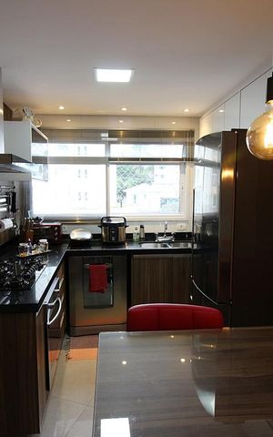 Apartamento à venda com 150m², 3 quartos e 3 vagasCozinha 