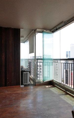 Apartamento para alugar com 147m², 3 quartos e 2 vagasVaranda