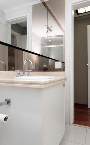 Apartamento para alugar com 147m², 3 quartos e 2 vagasBanheiro