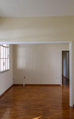 Apartamento à venda com 123m², 3 quartos e 1 vaga Apartamento à venda com 123m², 3 quartos e 1 vagaSala