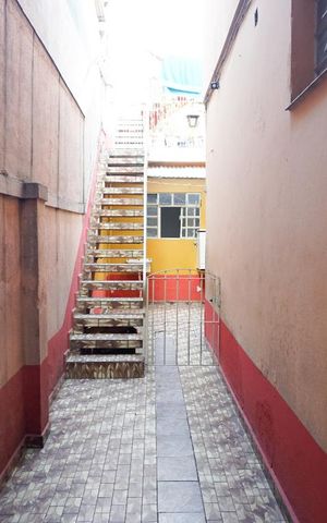 Casa à venda com 156m², 6 quartos e 1 vagaEntrada