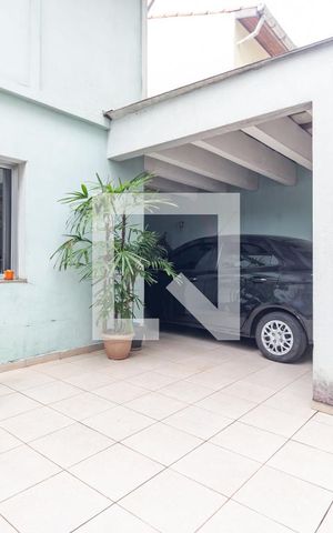 Casa à venda com 140m², 3 quartos e 2 vagasGaragem