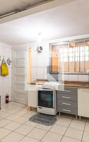 Casa à venda com 140m², 3 quartos e 2 vagasCozinha