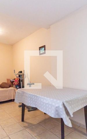 Casa à venda com 140m², 3 quartos e 2 vagasSala 2